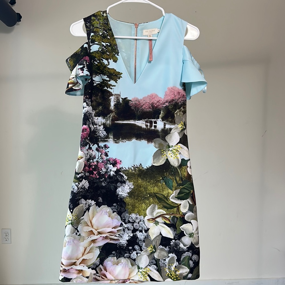 Beautiful Ted Baker Dress. Size M